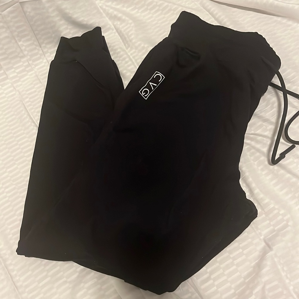 Constantly Varied Gear (cvg) joggings 2.0.